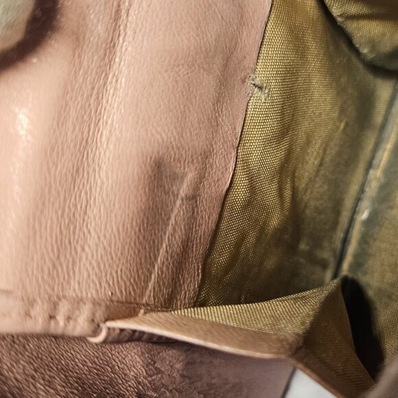 Chanel Pink Caviar Leather Bifold Wallet - Picture 13 of 14